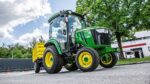 John Deere Kompakttraktor 3046R – Bild 3