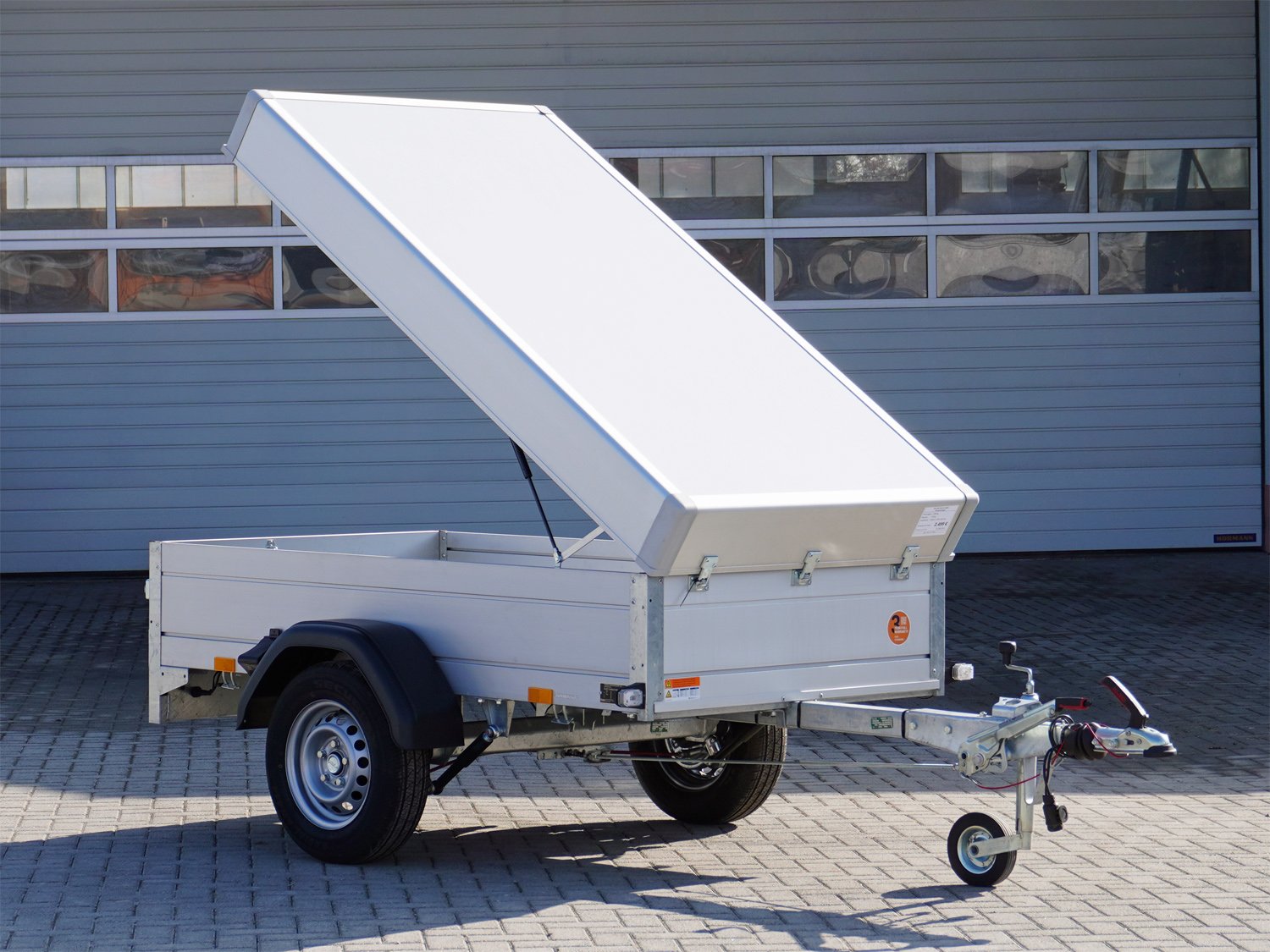 a18fb9eec25fe85c50093b22689ff9aa.jpg Saris MC 205 113 1000 1 – Deckelanhänger – Bild 1